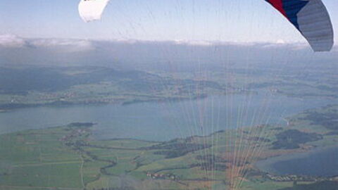 Paragliding in Tuscany