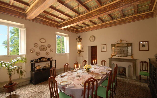 Villa Di Collina, dining room
