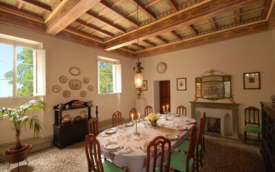 Villa Di Collina, dining room