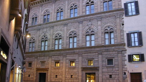 Rucellai Palace, Facade