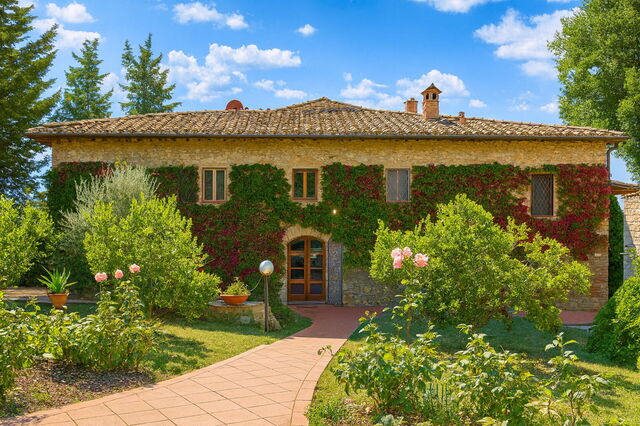 Novellina, exterior