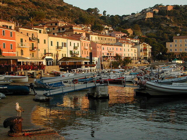 Port, Gigilio