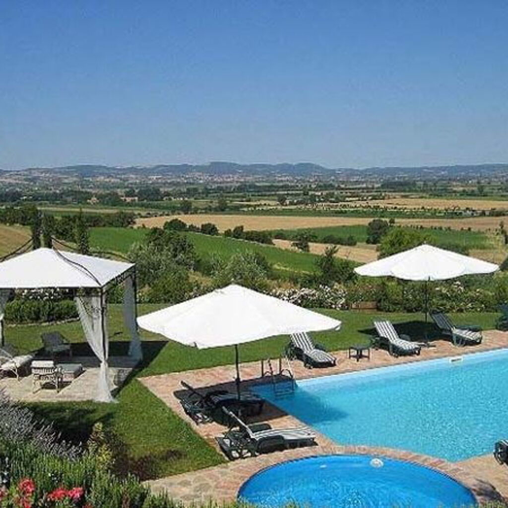 Tuscany Villas Staff