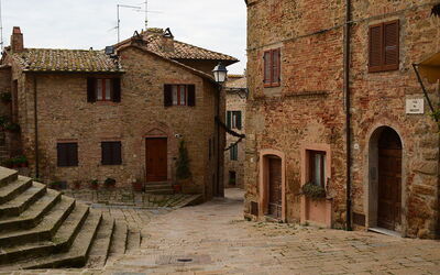 town of monticchiello di pienza