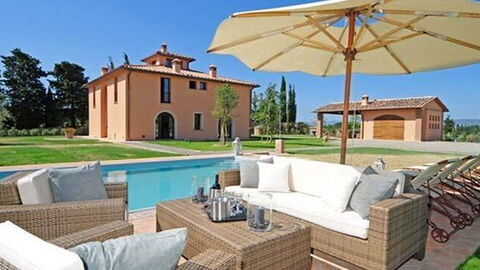 Luxury Villas in Tuscany