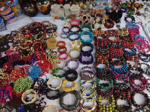 Artisan stalls in Forte dei Marmi