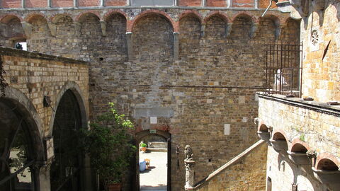 Courtyard, Vincigliata Castle