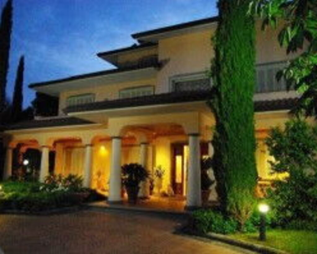 Tuscany Villas Staff