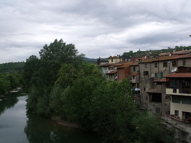 Capolona town