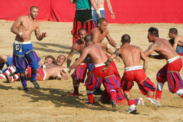 Calcio storico fiorentino