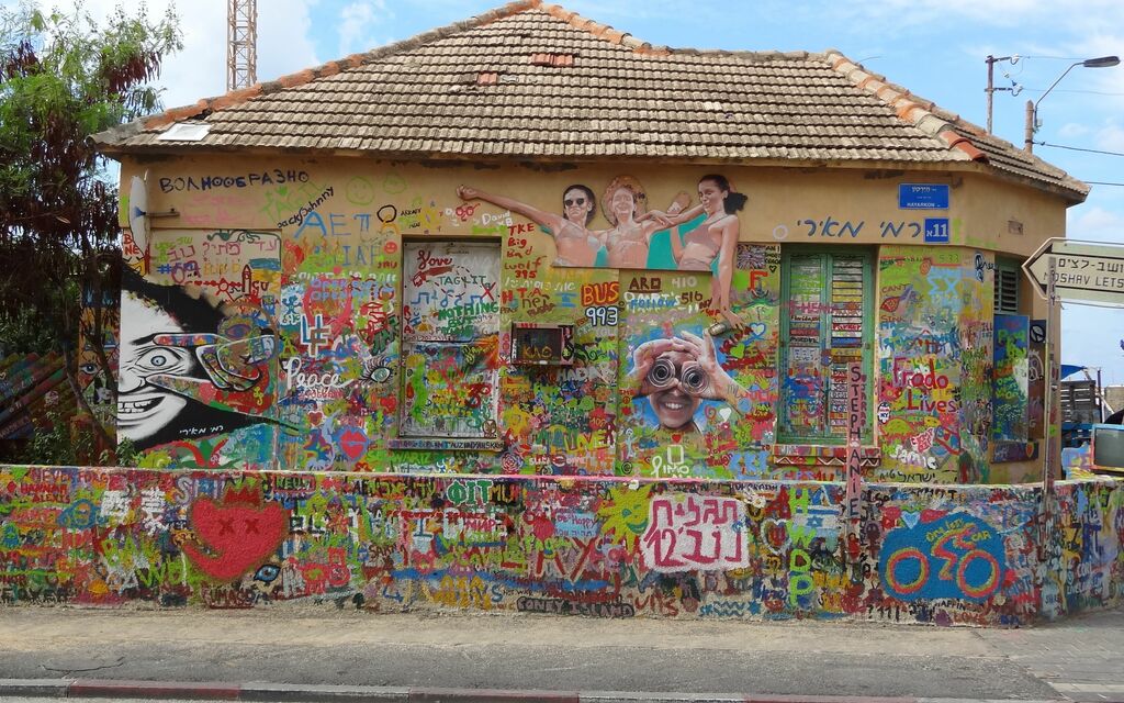 Tel Aviv Street painting