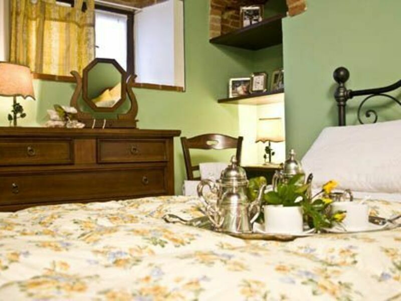 Accommodation:&nbsp;Grecale