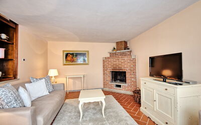 Accommodation:&nbsp;Mirto