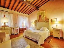 Accommodation:&nbsp;Giaggiolo