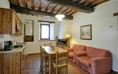 Primula: Room, Property, Building, Furniture, Ceiling, Interior Design, House, Living Room, Floor, Cottage