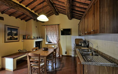 Accommodation:&nbsp;Violetta