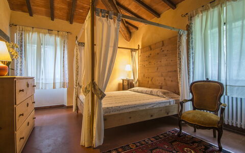 Villa Flora: Room, Bed, Furniture, Property, Bedroom, Interior Design, Building, Bed Sheet, House, Canopy Bed