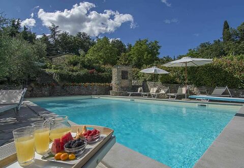 Villa Flora: Swimming Pool, Property, Natural Landscape, Vacation, Sky, Leisure, Real Estate, Water, House, Estate