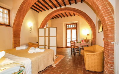 Accommodation:&nbsp;Lilla