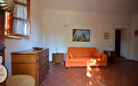 Agriturismo Il Gattero: Room, Property, Furniture, Building, Floor, Living Room, Interior Design, House, Real Estate, Hardwood