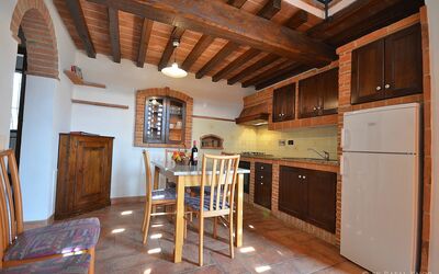 Appartamento Primula: Property, Room, Building, Furniture, House, Real Estate, Ceiling, Kitchen, Interior Design, Home