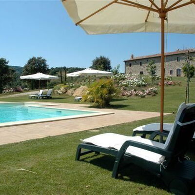 Villa Di Seripa: Property, Swimming Pool, Real Estate, Building, Resort, Shade, House, Grass, Leisure, Backyard