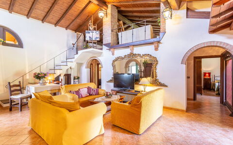 I Pioppi: Property, Building, Room, Interior Design, Real Estate, Estate, Lobby, Architecture, Arch, House