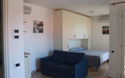 Accommodation:&nbsp;Monolocale Con Veranda 112v