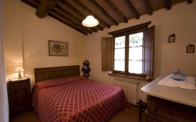 Accommodation:&nbsp;Pergola