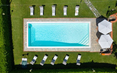 Villa Del Borgo: Swimming Pool, Resort, Outdoor Furniture, Thermae, Sunlounger, Eco Hotel, Leisure, Shade, Hotel, Artificial Turf