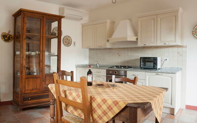 Accommodation:&nbsp;404