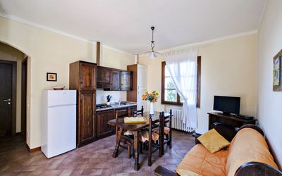 Trilocale 2 Bagni: Room, Property, Furniture, Building, Interior Design, Floor, House, Real Estate, Living Room, Hardwood