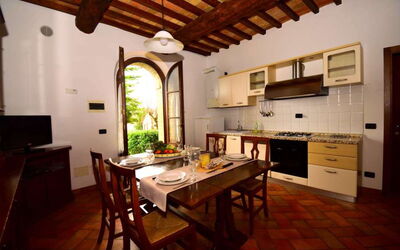 Appartamento Fiordaliso in Siena, Pool Use, Ac: Interior Design, Furniture, Flooring, Dining Room, Room, Table, Kitchen & Dining Room Table, Ceiling, Door, Chair