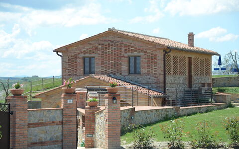 Villa Barbara: House, Property, Home, Building, Brick, Cottage, Real Estate, Rural Area, Architecture, Roof