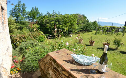 Bettina!: Property, Grass, Real Estate, House, Tree, Garden, Cottage, Landscape, Rural Area, Land Lot