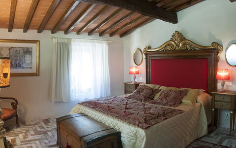 Agriturismo La Pieve: Bedroom, Bed, Room, Furniture, Property, Bed Frame, Interior Design, Bed Sheet, Ceiling, Bedding