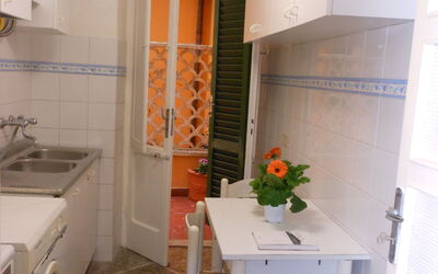 Accommodation:&nbsp;Pisa Modern Apartment 2