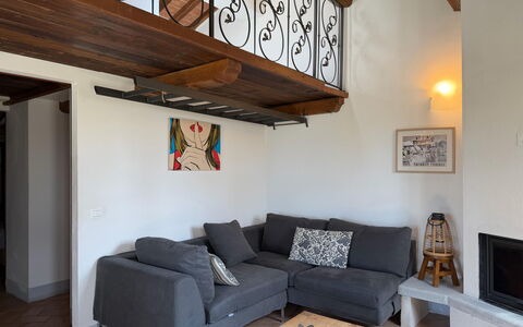 Villa Eleonora: Furniture, Interior Design, Flooring, Floor, Couch, Wood, Ceiling, Room, Living Room, Lighting