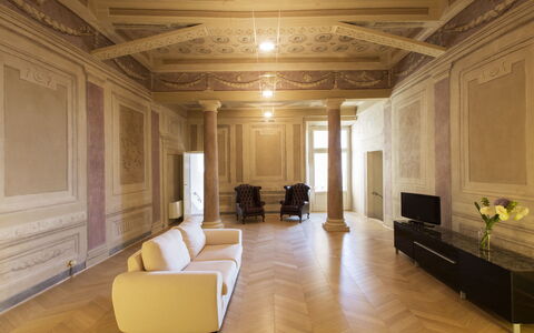 Appartamento Imperiale: Building, Interior Design, Room, Property, Ceiling, Floor, Wall, Lobby, Furniture, Living Room