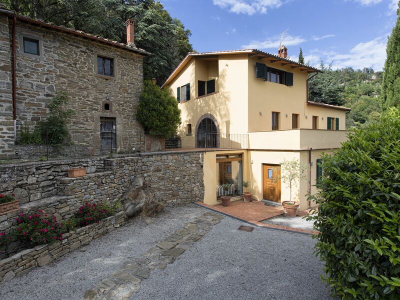 Main entrance and outdoor view