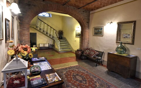 Villa Il Palazzo: Building, Property, Room, Interior Design, Architecture, Ceiling, House, Floor, Flooring, Furniture