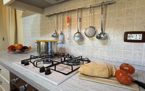 Villa Mira: Kitchen, Kitchen Appliance, Countertop, Kitchen Stove, Gas Stove, Stove, Cooktop, Major Appliance, Home Appliance