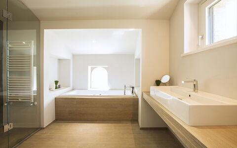 Villa Degli Ulivi: Bathroom, Room, Property, Interior Design, Floor, Tile, Bathtub, Plumbing Fixture, Ceiling, Building