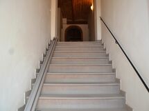 Accommodation:&nbsp;Trilocale Primo Piano Con Balcone