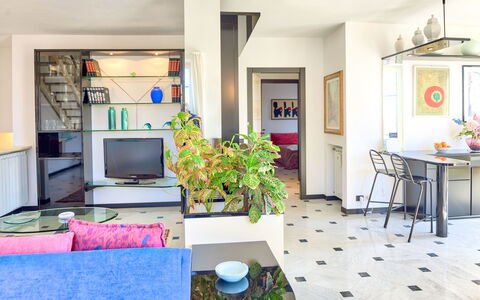 Villa Helvezia - Levanto: Room, Property, Building, Furniture, Interior Design, Living Room, House, Home, Real Estate, Floor