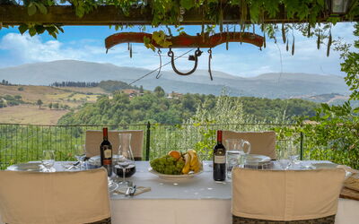 Vecciano Holiday Home