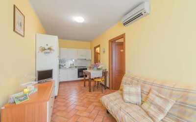 la-torre-apartments-pisotia-multiproperty-torricella-2-living-room