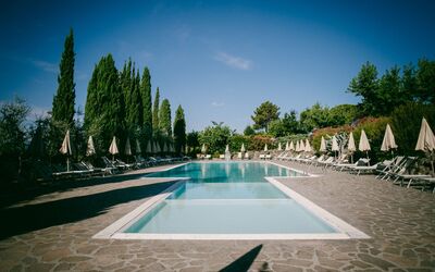 la-piazza-di-san-donato-reggello-multiproperty-pool