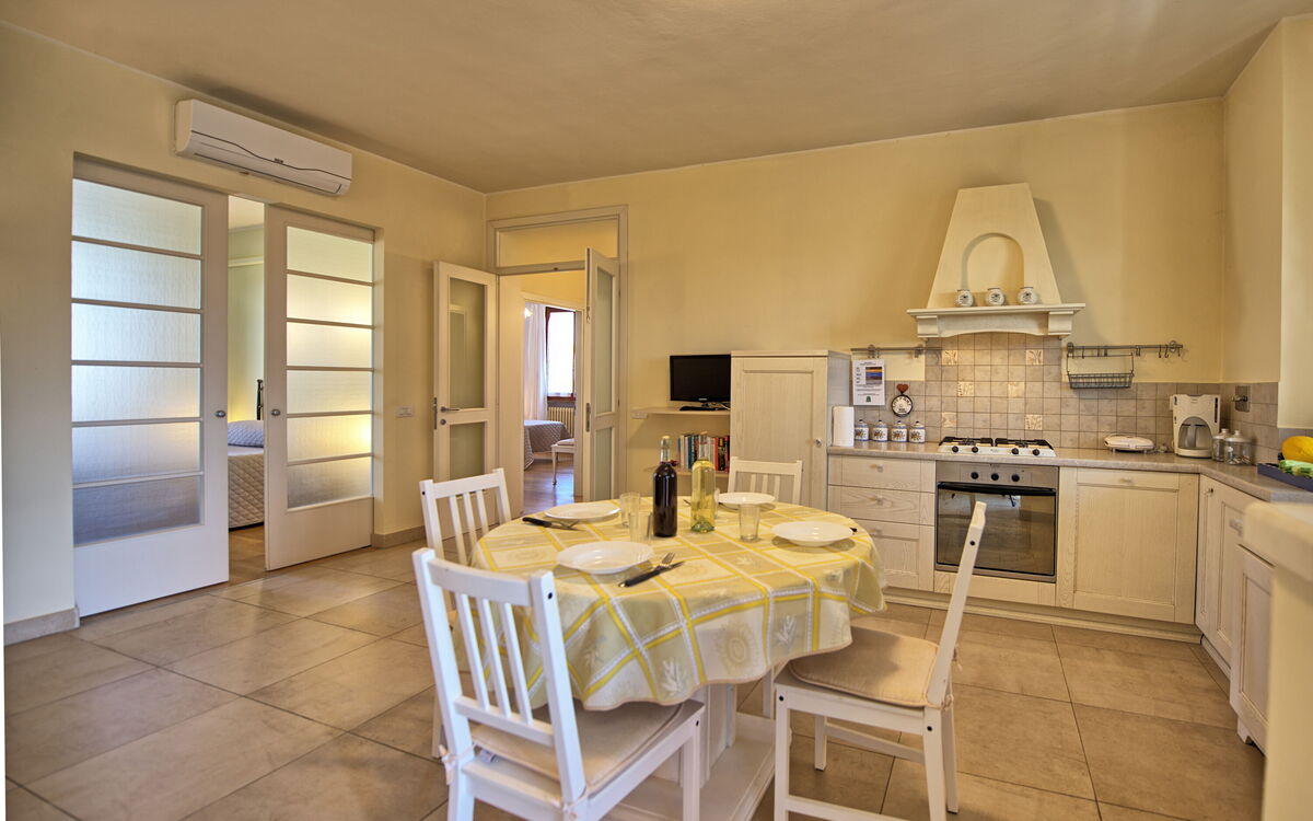 Accommodation:&nbsp;Casa Rossa 7