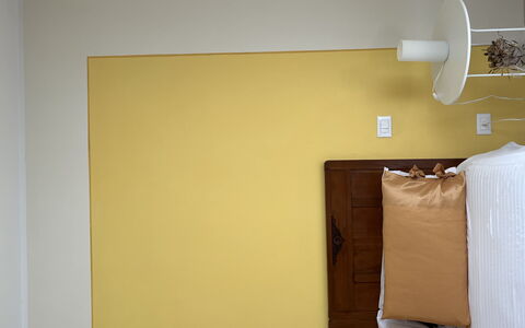 Gli Appartamenti Di Manuela: Yellow, Wall, Room, Paint, Wood Stain, Plaster